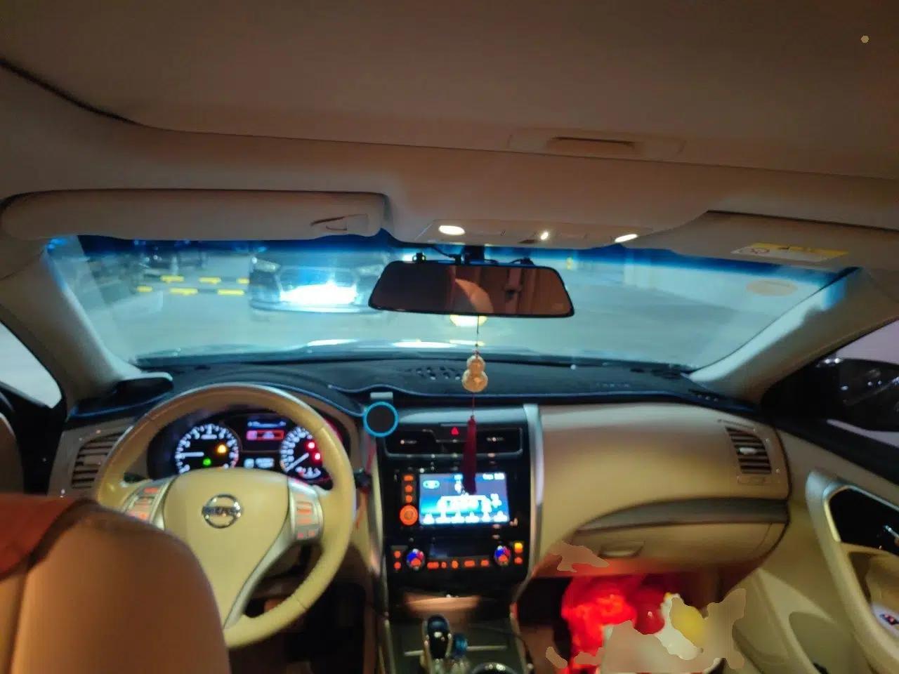 Nissan Teana 2016 Revised Version 2.0L XL Comfort Edition — миниатюра 9