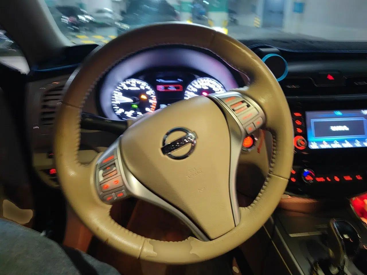 Nissan Teana 2016 Revised Version 2.0L XL Comfort Edition — миниатюра 10