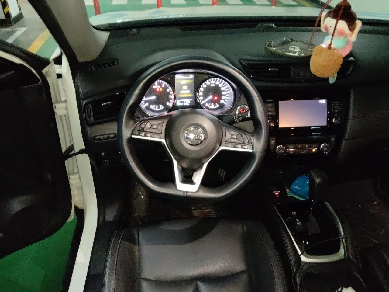 Nissan X-Trail 2017 2.5L CVT Luxury Edition 4WD — миниатюра 10