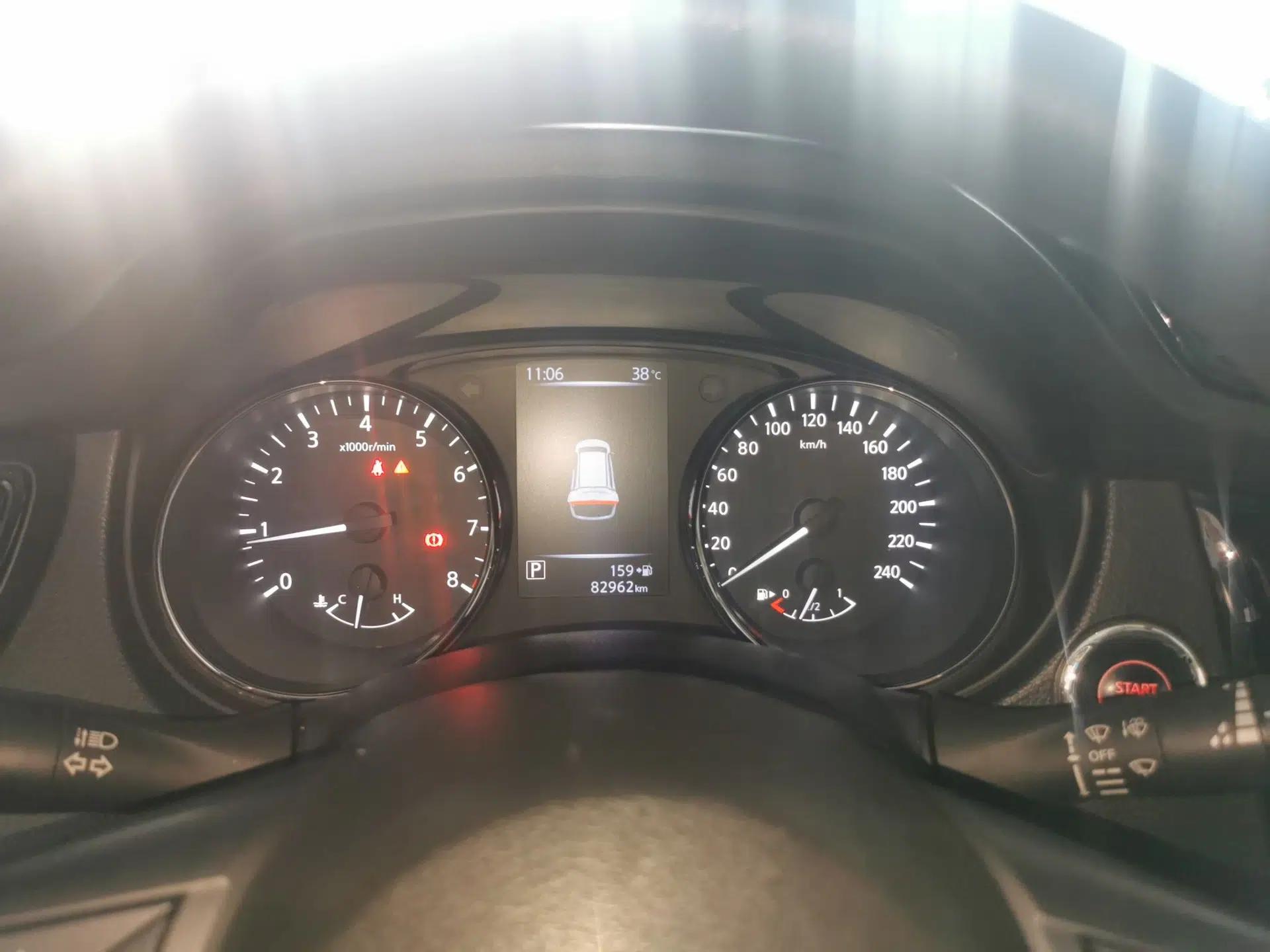 Nissan X-Trail 2017 2.0L CVT Comfort Edition 2WD — миниатюра 11