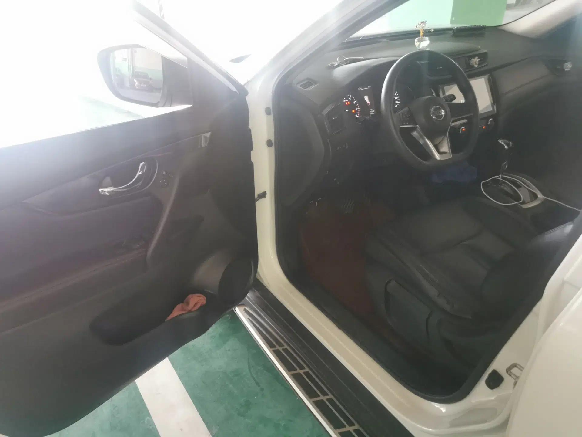 Nissan X-Trail 2017 2.0L CVT Comfort Edition 2WD — миниатюра 16