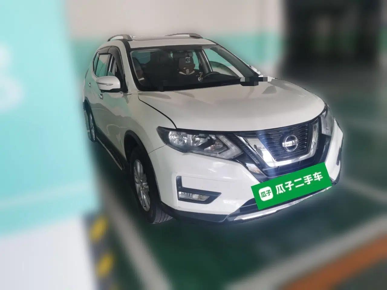 Nissan X-Trail 2017 2.0L CVT Comfort Edition 2WD — миниатюра 3