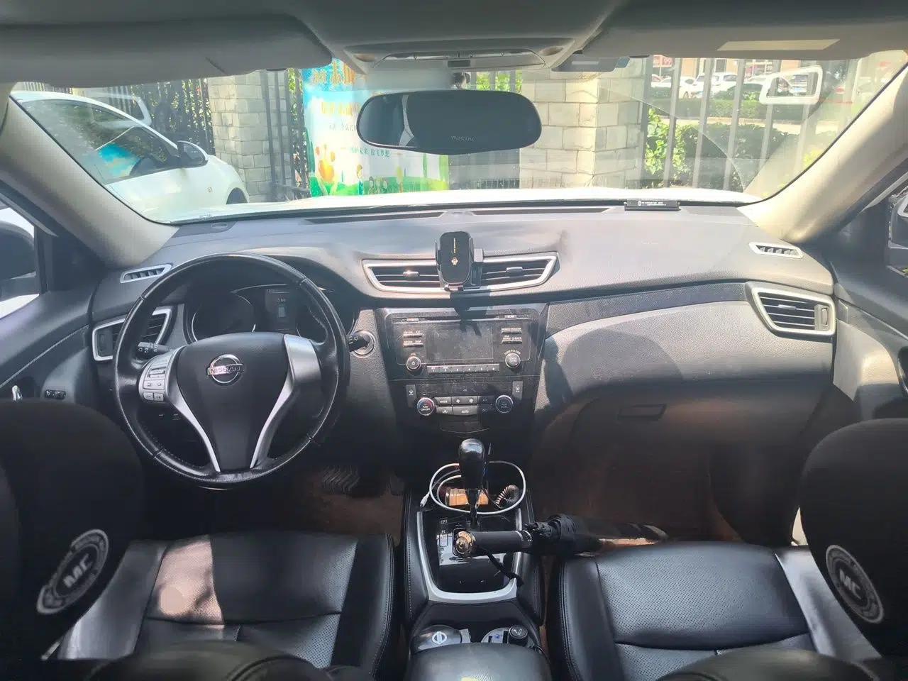 Nissan X-Trail 2014 2.5L CVT Luxury Edition 4WD — миниатюра 9