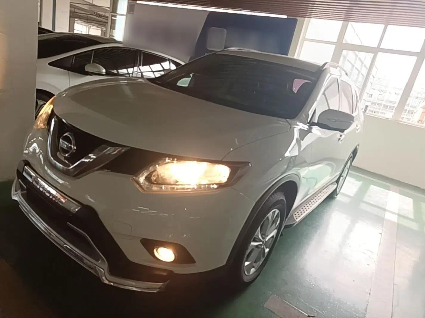 Nissan X-Trail 2014 2.0L CVT Comfort Edition 2WD — миниатюра 1