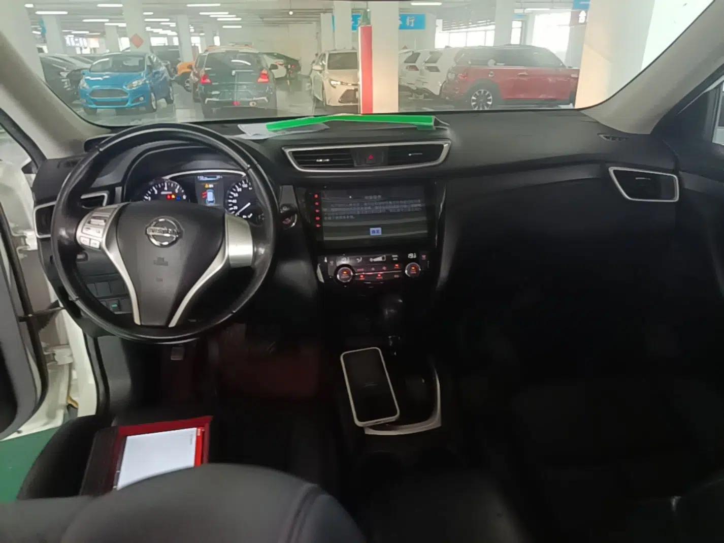 Nissan X-Trail 2014 2.0L CVT Comfort Edition 2WD — миниатюра 17