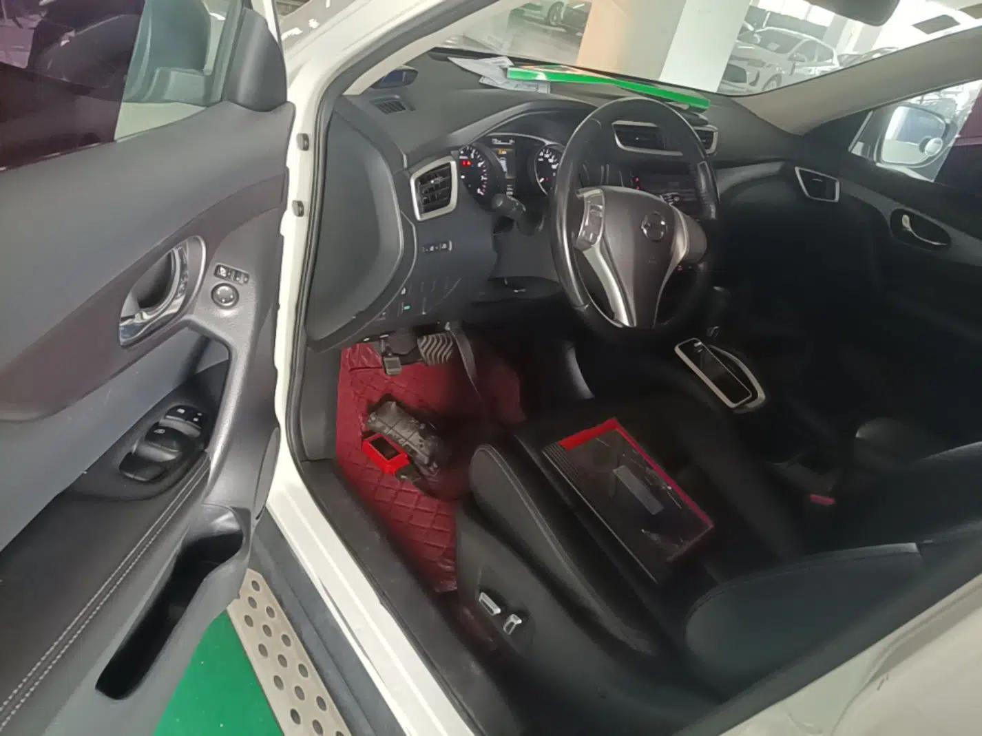 Nissan X-Trail 2014 2.0L CVT Comfort Edition 2WD — миниатюра 23
