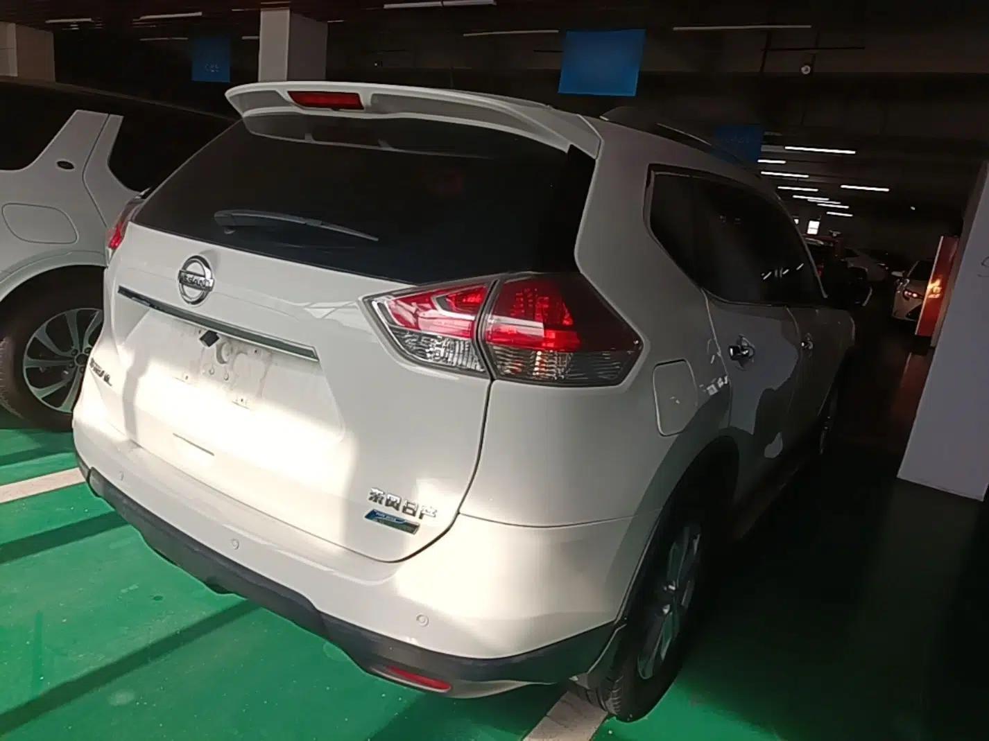 Nissan X-Trail 2014 2.0L CVT Comfort Edition 2WD — миниатюра 6