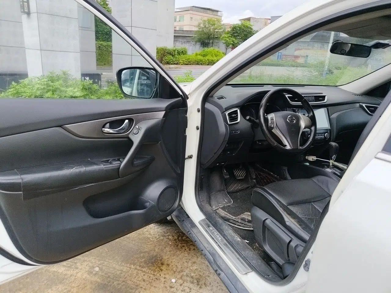 Nissan X-Trail 2014 2.0L CVT Comfort Edition 2WD — миниатюра 16