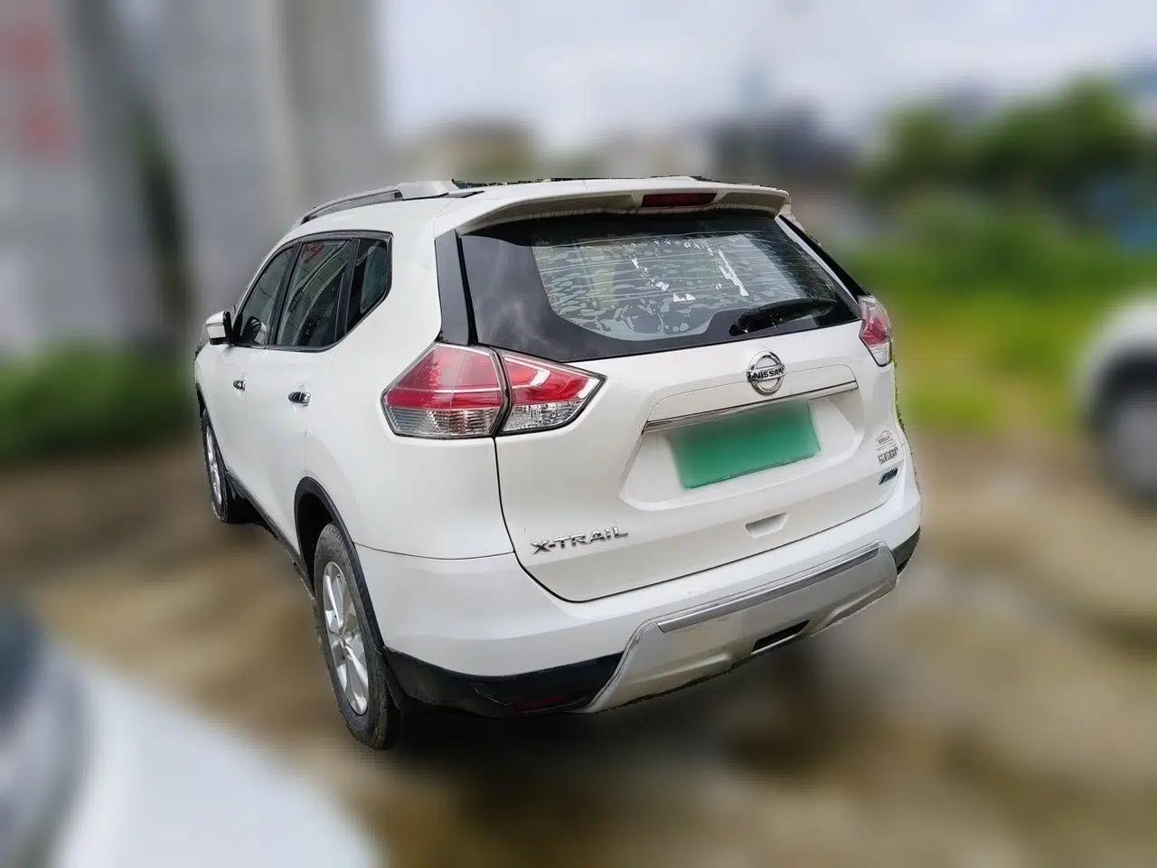 Nissan X-Trail 2014 2.0L CVT Comfort Edition 2WD — миниатюра 4