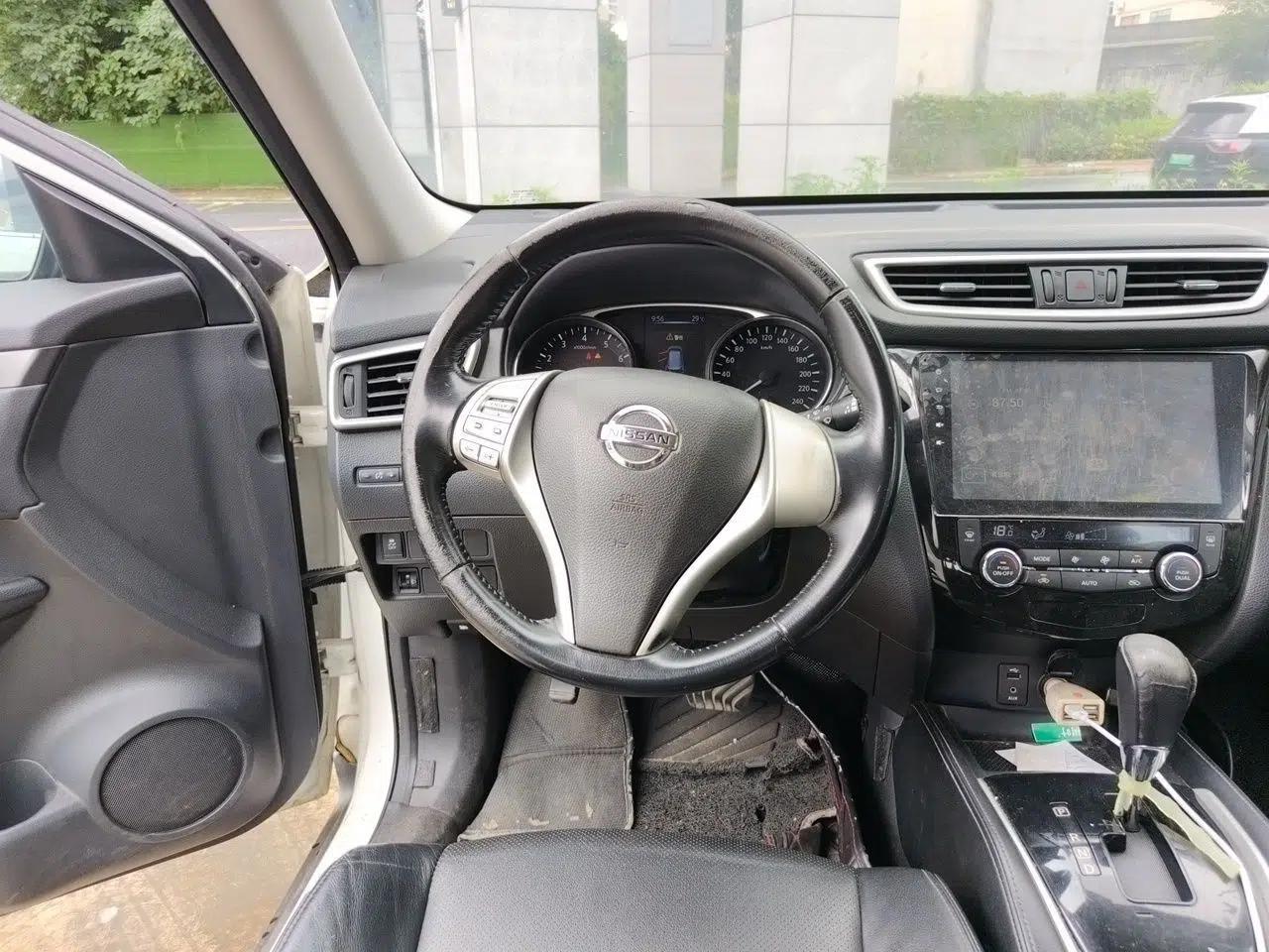 Nissan X-Trail 2014 2.0L CVT Comfort Edition 2WD — миниатюра 10