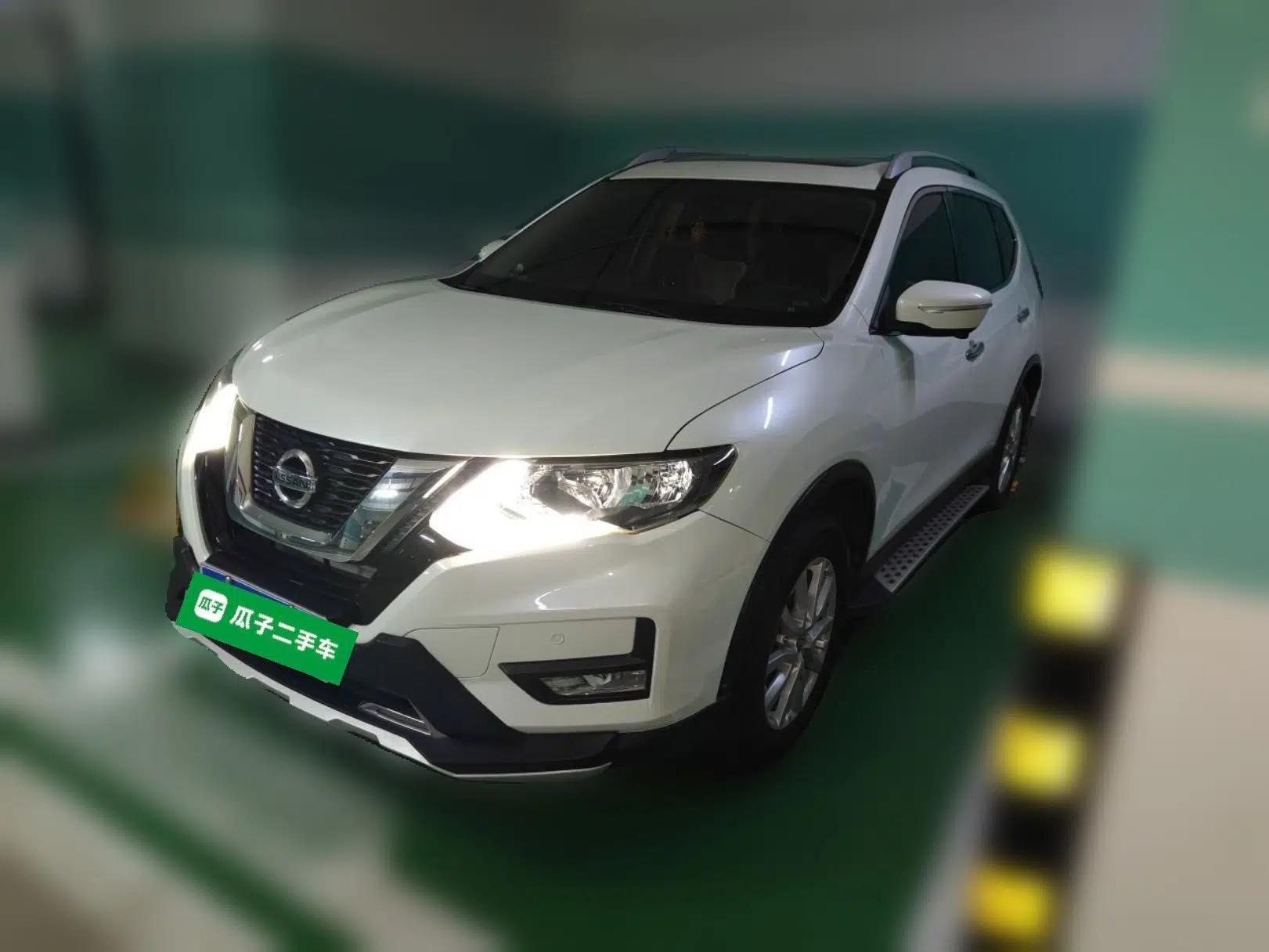 Nissan X-Trail 2017 2.0L CVT Comfort Edition 2WD — миниатюра 1