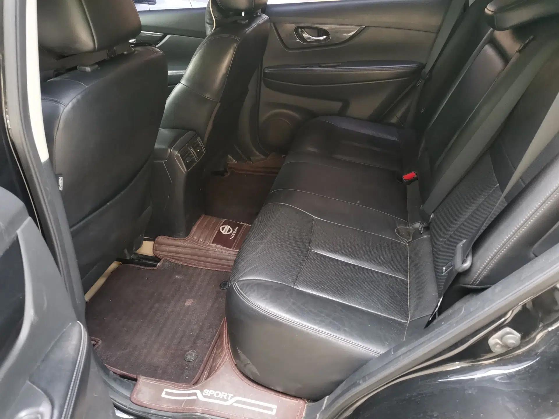 Nissan X-Trail 2017 2.0L CVT Comfort Edition 2WD — миниатюра 17