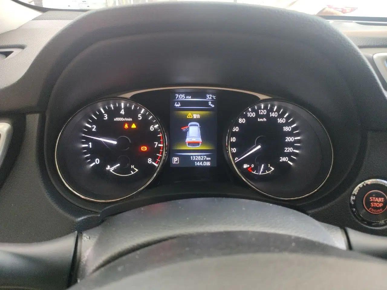 Nissan X-Trail 2014 2.5L CVT Luxury Edition 4WD — миниатюра 11