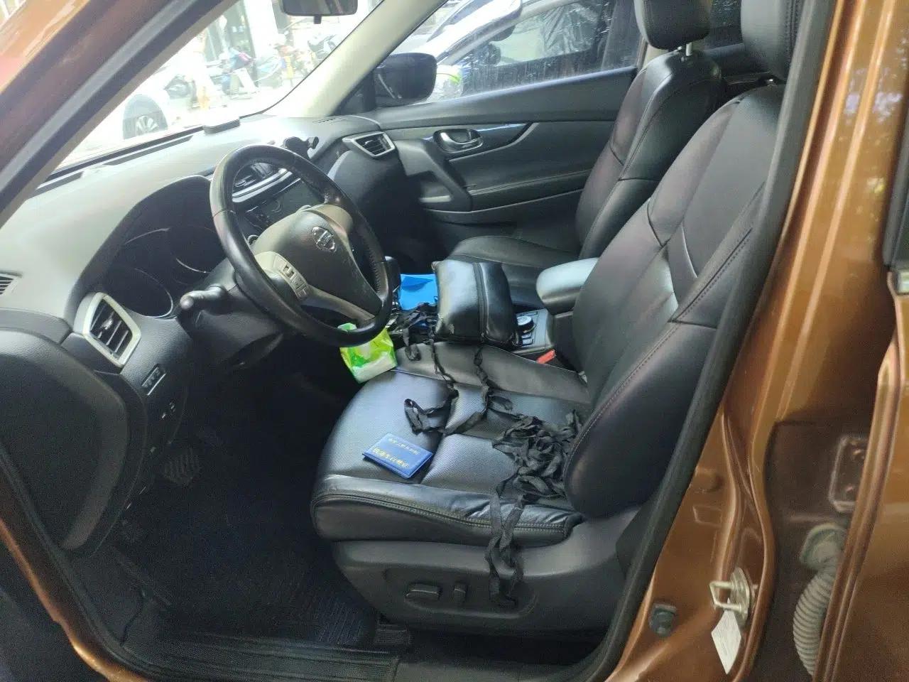 Nissan X-Trail 2014 2.5L CVT Luxury Edition 4WD — миниатюра 15