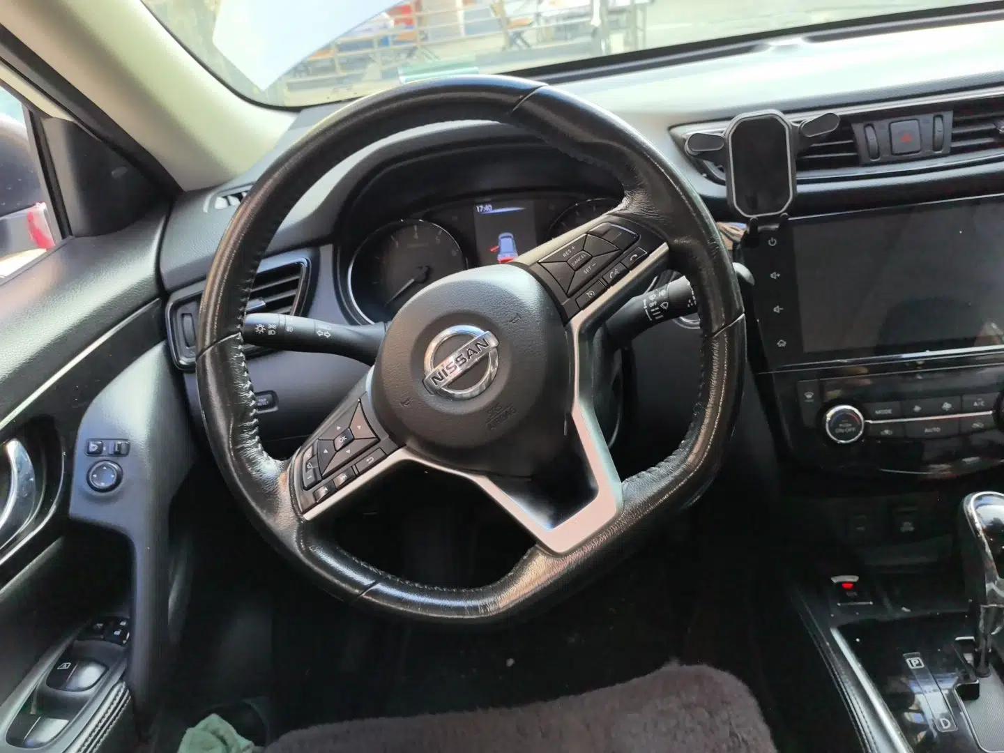 Nissan X-Trail 2019 2.0L CVT Smart Connect Comfort Edition 2WD — миниатюра 10