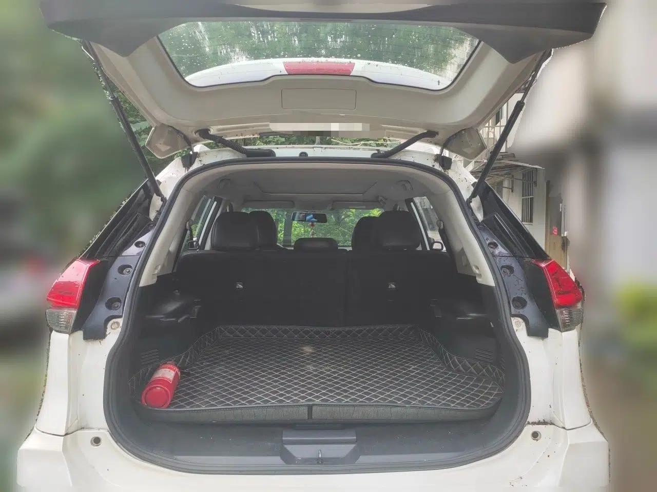 Nissan X-Trail 2017 2.0L CVT Comfort Edition 2WD — миниатюра 19