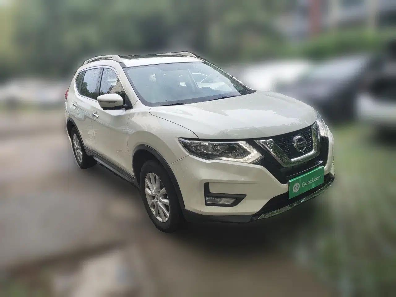 Nissan X-Trail 2017 2.0L CVT Comfort Edition 2WD — миниатюра 3