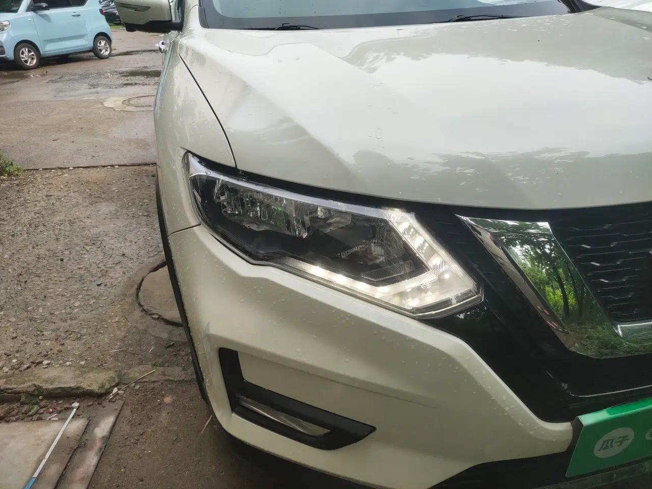 Nissan X-Trail 2017 2.0L CVT Comfort Edition 2WD — миниатюра 7