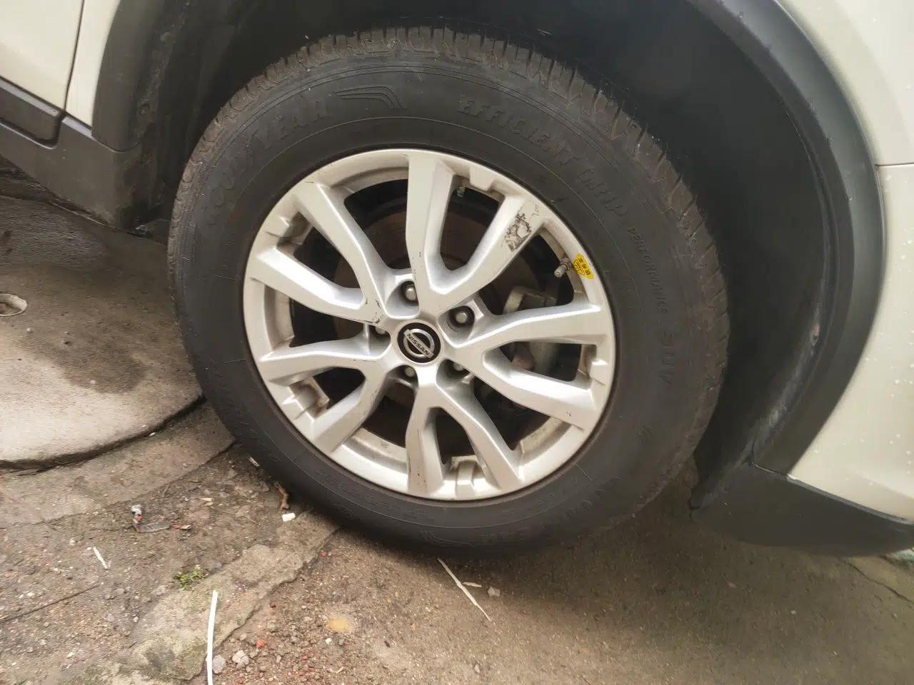 Nissan X-Trail 2017 2.0L CVT Comfort Edition 2WD — миниатюра 8