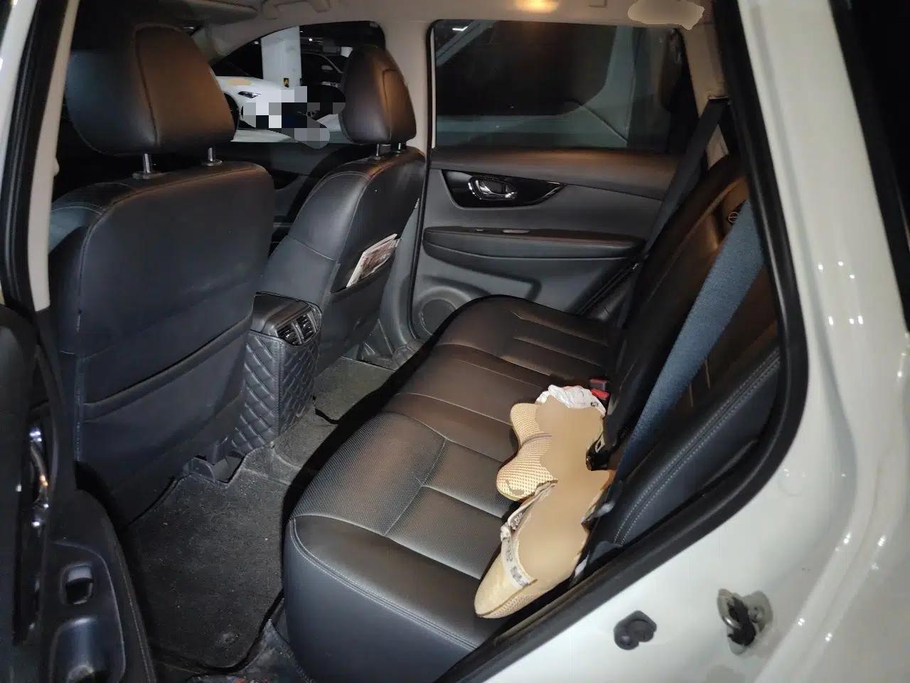 Nissan X-Trail 2020 2.0L XL ITS CVT 2WD SmartConnect Comfort Edition — миниатюра 17