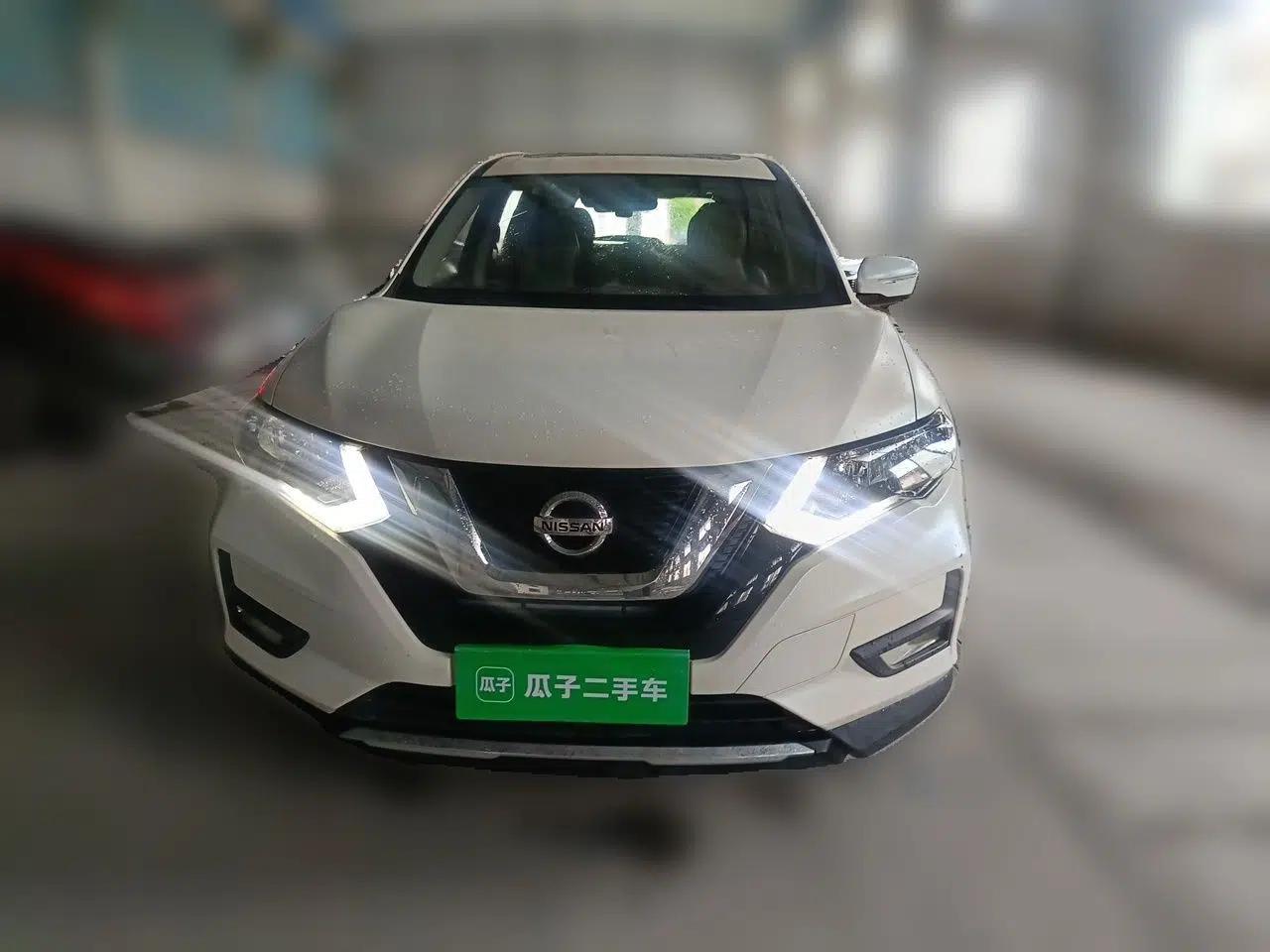 Nissan X-Trail 2020 2.0L XL ITS 3-Row CVT 2WD SmartConnect 7-Seater Comfort Edition — миниатюра 2