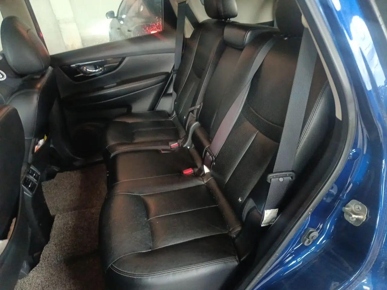 Nissan X-Trail 2020 2.0L XL ITS 3-Row CVT 2WD SmartConnect 7-Seater Comfort Edition — миниатюра 17