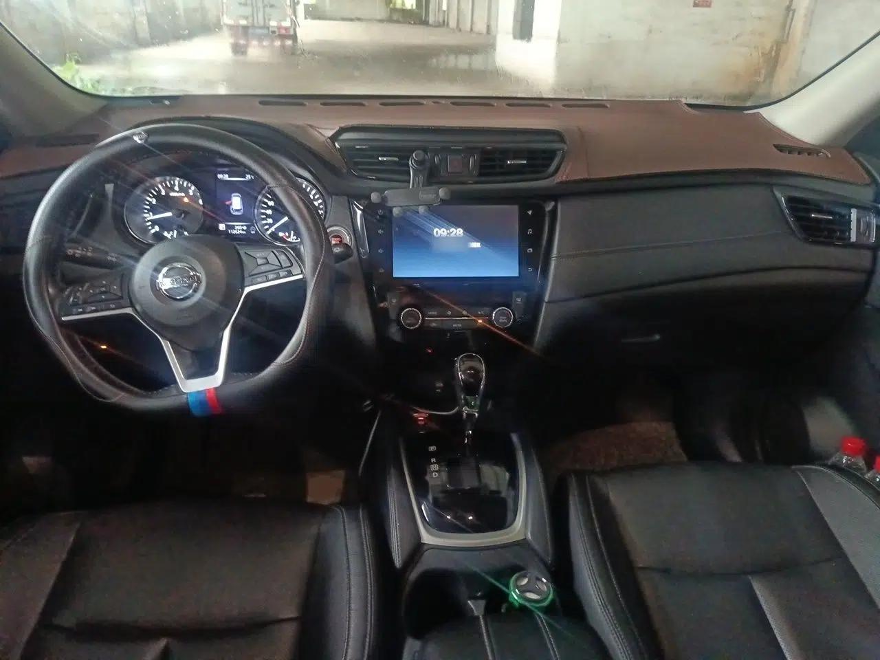 Nissan X-Trail 2020 2.0L XL ITS 3-Row CVT 2WD SmartConnect 7-Seater Comfort Edition — миниатюра 9