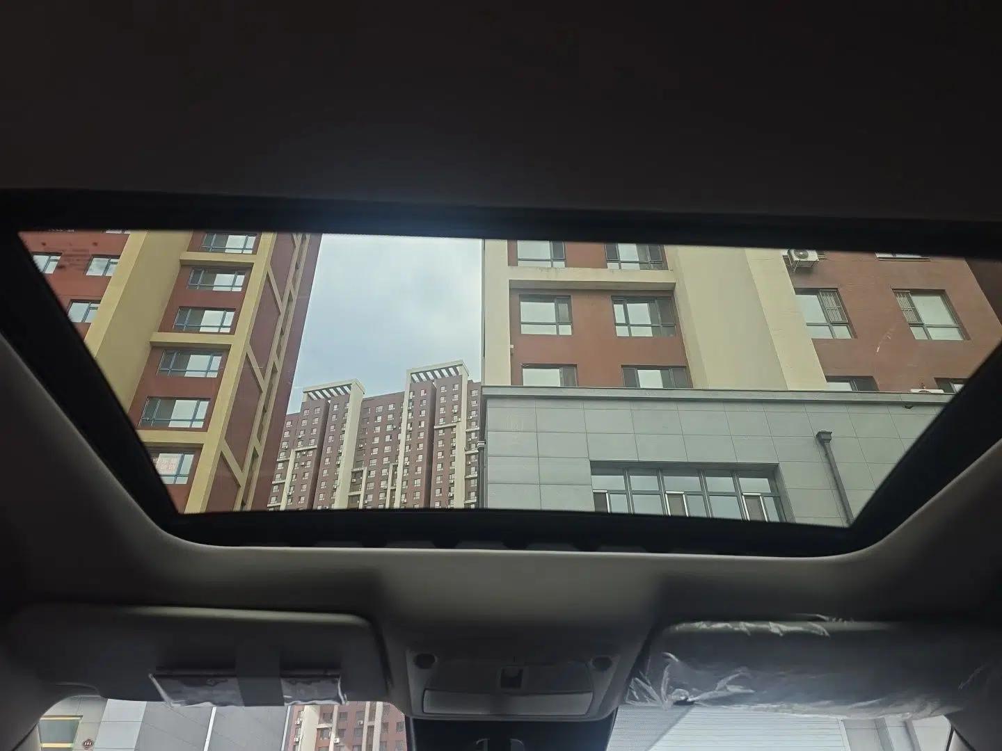 Nissan X-Trail 2022 2.0L Two-Wheel Drive Smart Connect Premium Edition — миниатюра 18