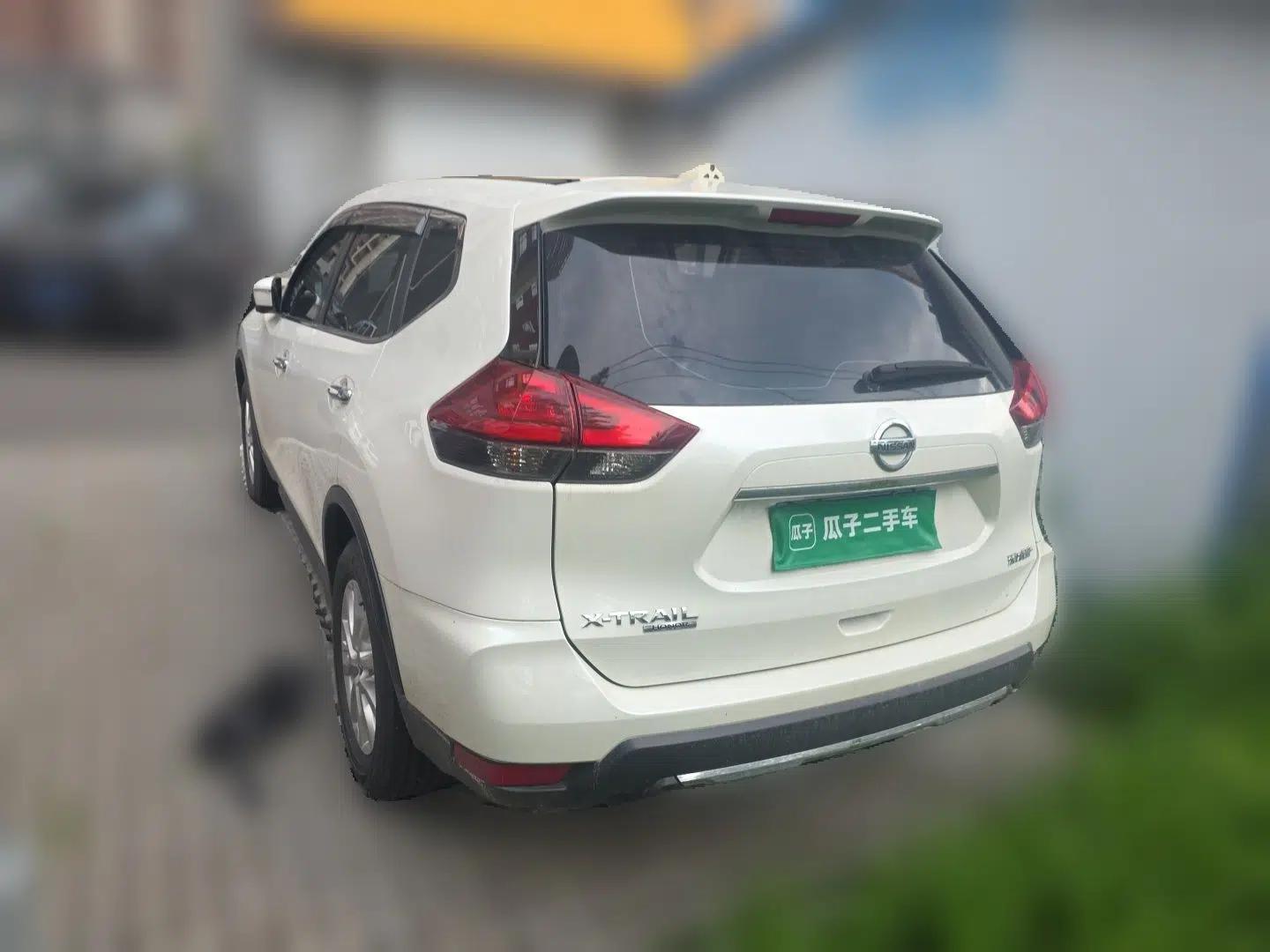 Nissan X-Trail 2022 2.0L Two-Wheel Drive Smart Connect Premium Edition — миниатюра 4