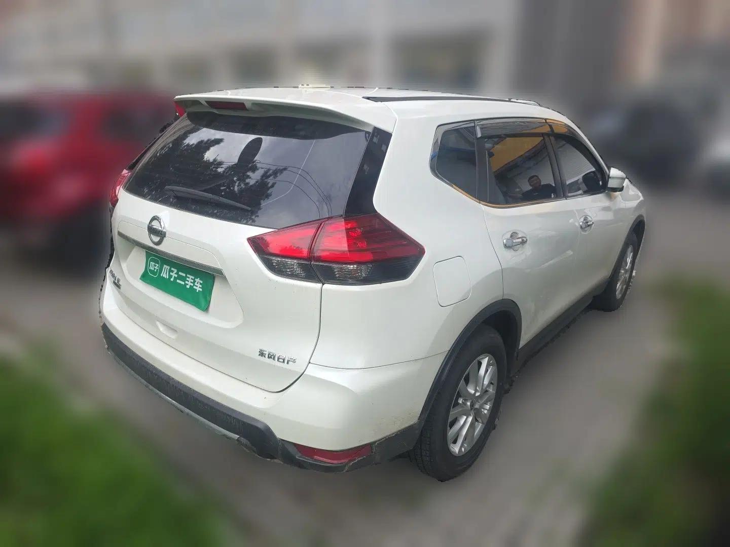 Nissan X-Trail 2022 2.0L Two-Wheel Drive Smart Connect Premium Edition — миниатюра 6