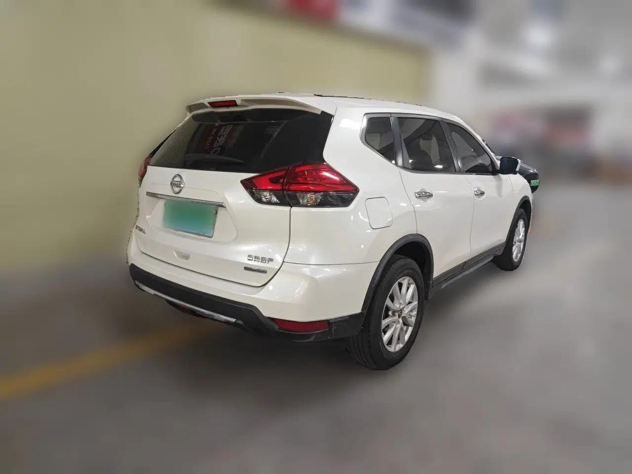 Nissan X-Trail 2020 2.0L XL Premium CVT 2WD SmartConnect Luxury Edition — миниатюра 6