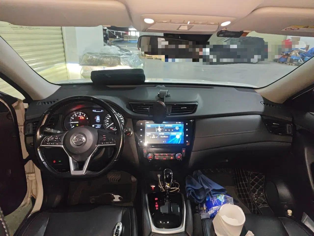 Nissan X-Trail 2020 2.0L XL Premium CVT 2WD SmartConnect Luxury Edition — миниатюра 9