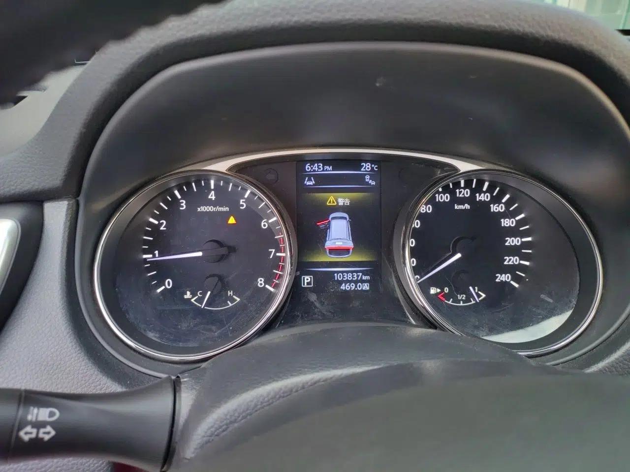 Nissan X-Trail 2014 2.5L CVT Luxury Edition 4WD — миниатюра 11