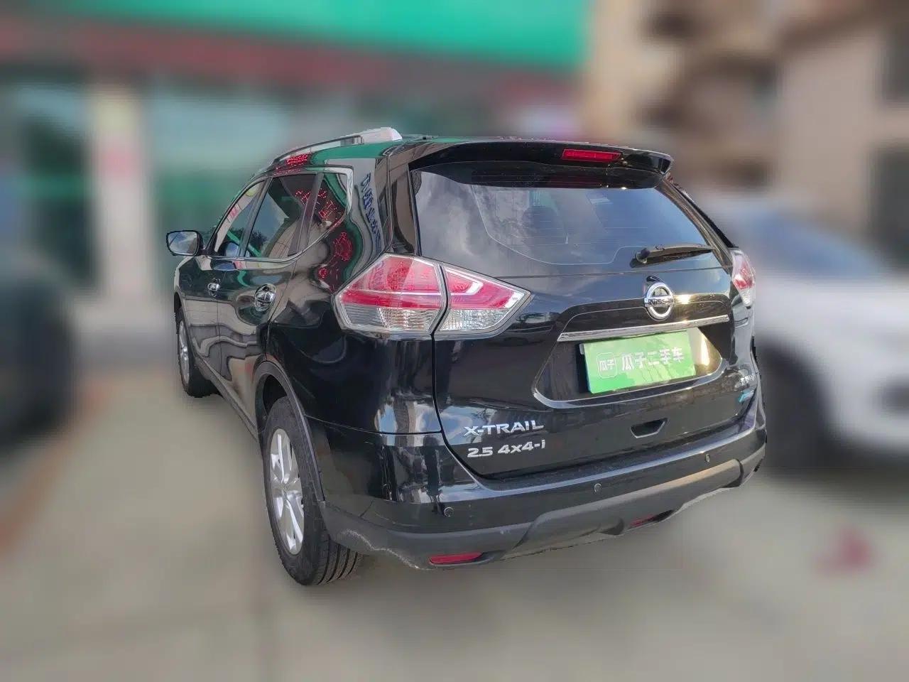 Nissan X-Trail 2014 2.5L CVT Luxury Edition 4WD — миниатюра 4