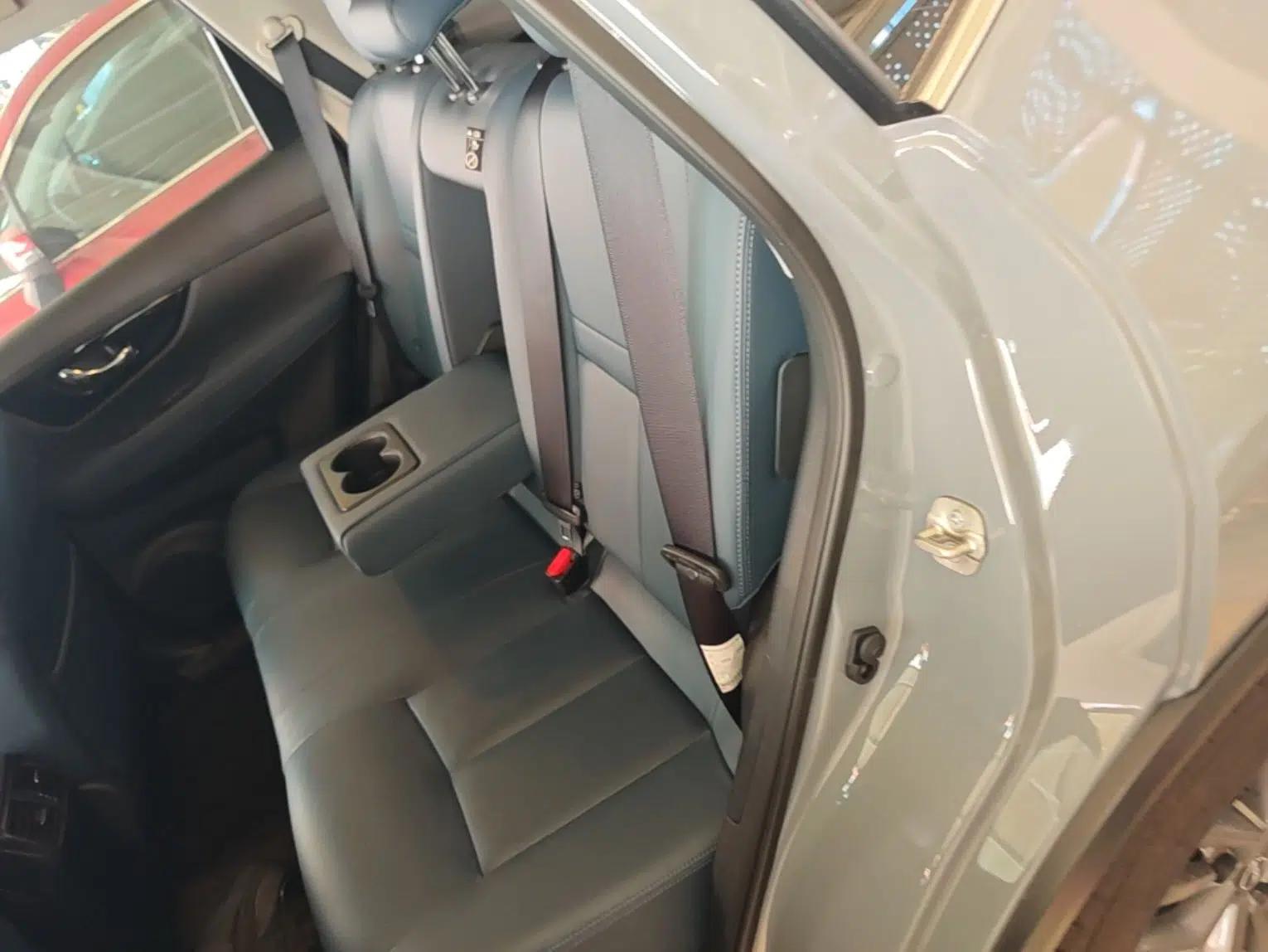 Nissan X-Trail 2025 Honor 2.0L Two-Wheel Drive Leading Edition — миниатюра 20