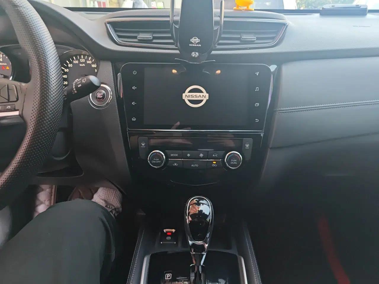 Nissan X-Trail 2019 2.0L CVT Smart Connect Comfort Edition 2WD — миниатюра 13
