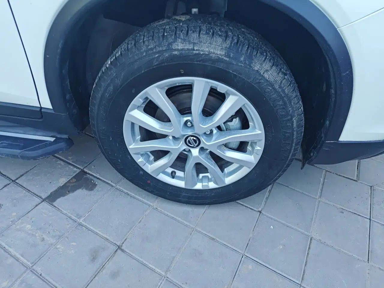 Nissan X-Trail 2019 2.0L CVT Smart Connect Comfort Edition 2WD — миниатюра 8