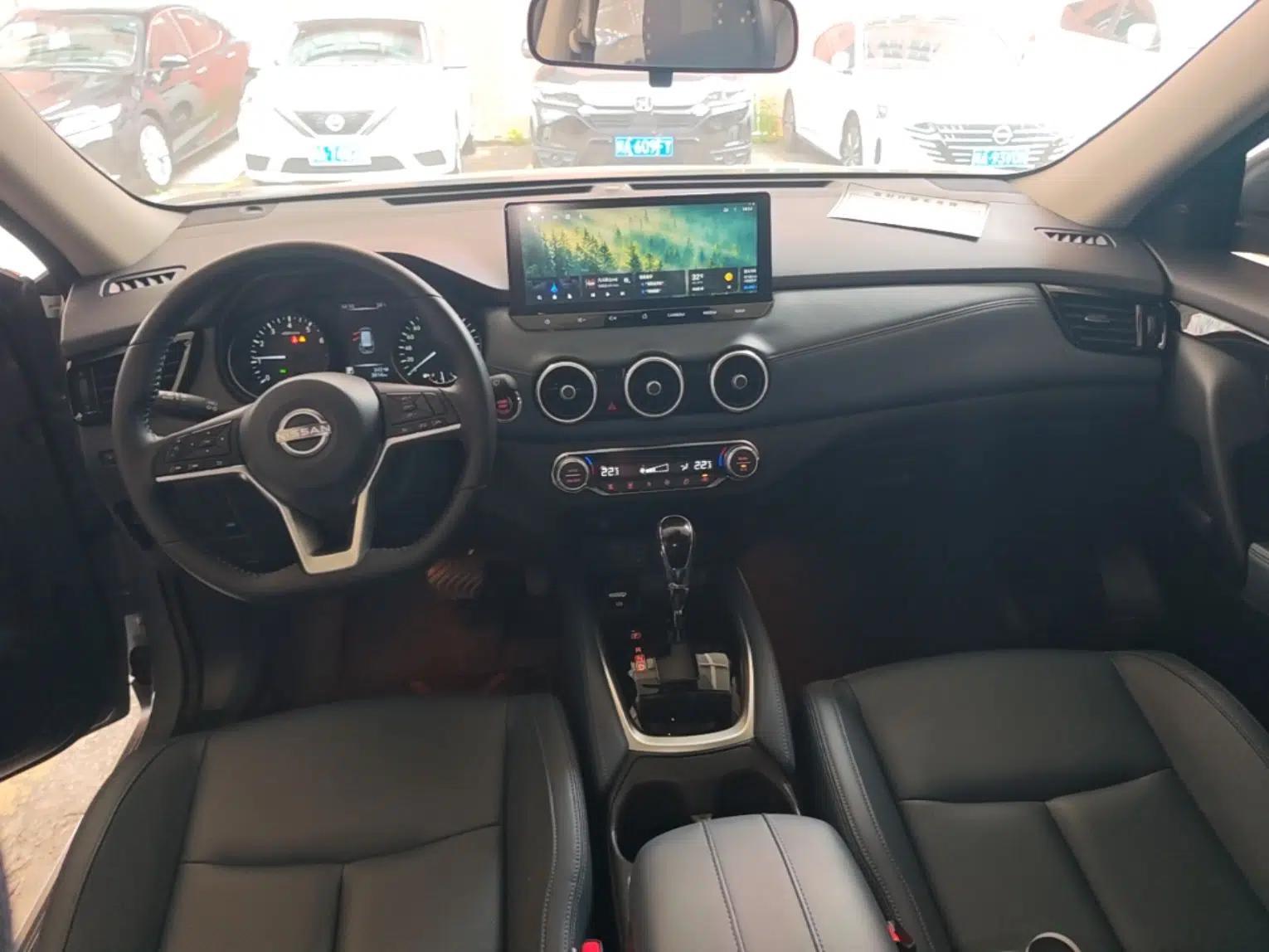 Nissan X-Trail 2025 Honor 2.0L Two-Wheel Drive Leading Edition — миниатюра 12
