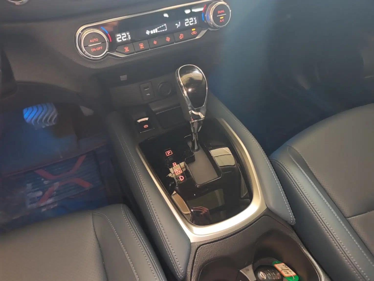 Nissan X-Trail 2025 Honor 2.0L Two-Wheel Drive Leading Edition — миниатюра 16