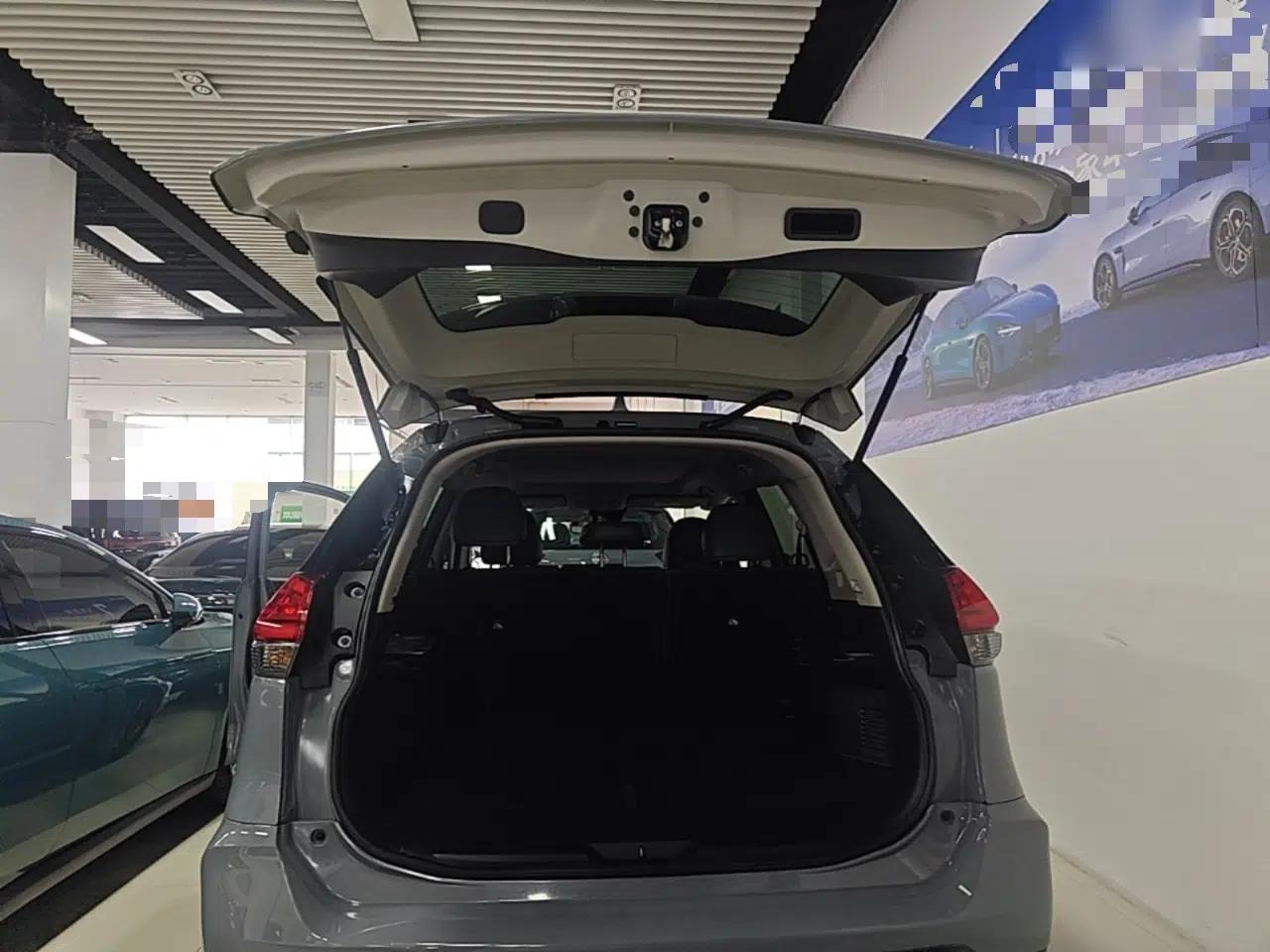 Nissan X-Trail 2025 Honor 2.0L Two-Wheel Drive Leading Edition — миниатюра 22