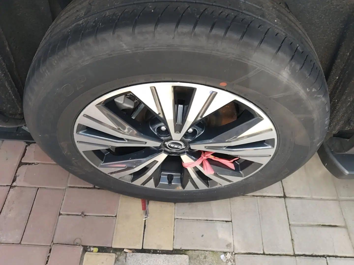 Nissan X-Trail 2023 e-POWER Ultra-Hybrid Dual-Motor All-Wheel-Drive Luxury Edition — миниатюра 11