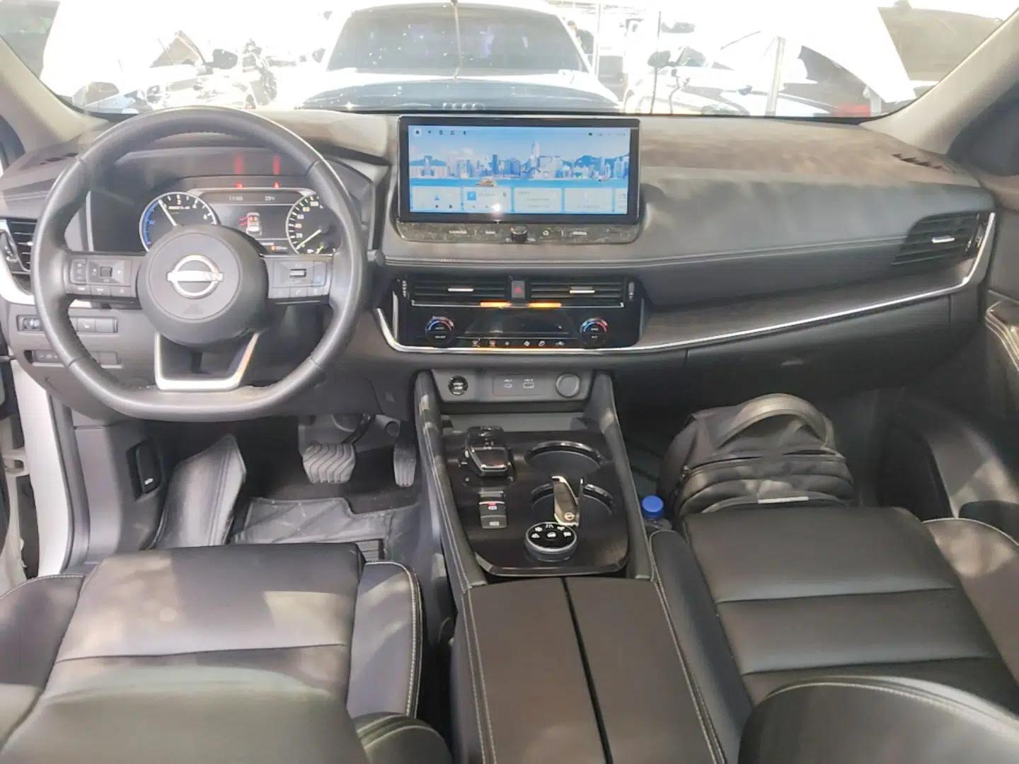 Nissan X-Trail 2023 e-POWER Ultra-Hybrid Dual-Motor All-Wheel-Drive Luxury Edition — миниатюра 12