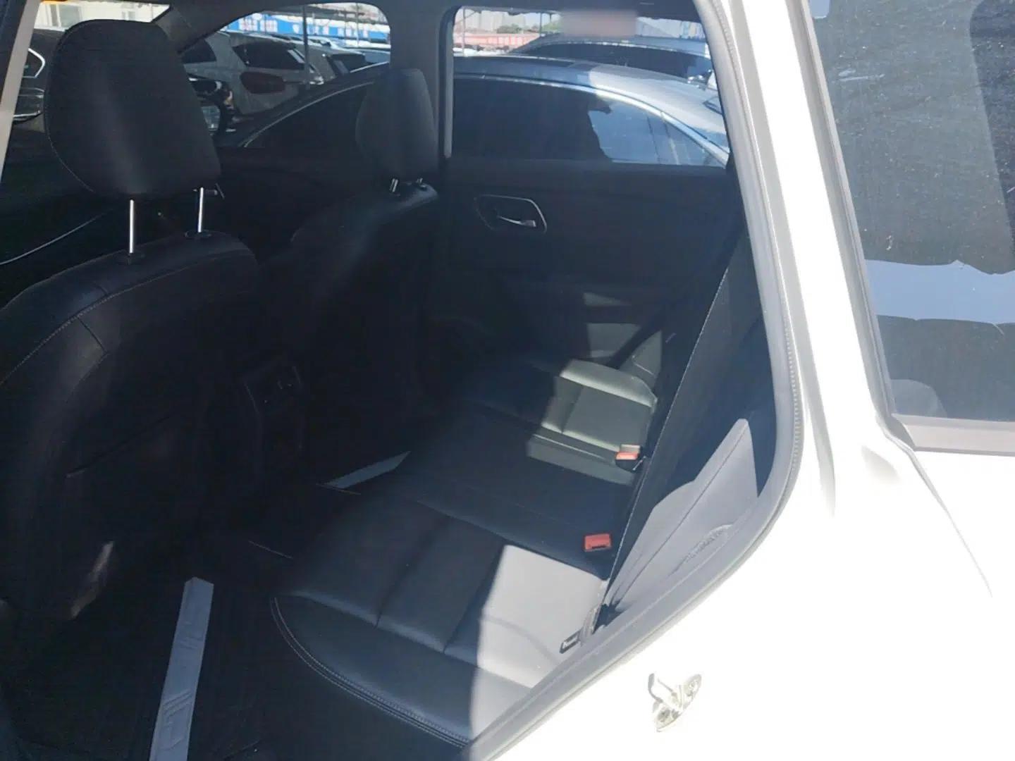 Nissan X-Trail 2023 e-POWER Ultra-Hybrid Dual-Motor All-Wheel-Drive Luxury Edition — миниатюра 20