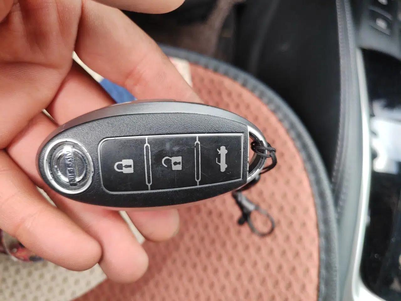 Nissan X-Trail 2021 2.5L CVT 4WD XL ITS Luxury Navigation Edition — миниатюра 24