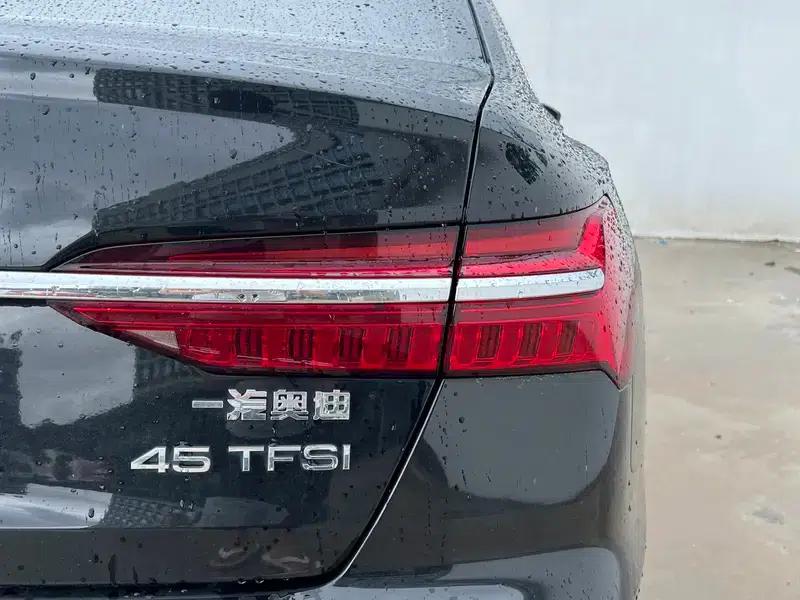 Audi A6L 2023 45 TFSI Premium Dynamic Edition — миниатюра 8