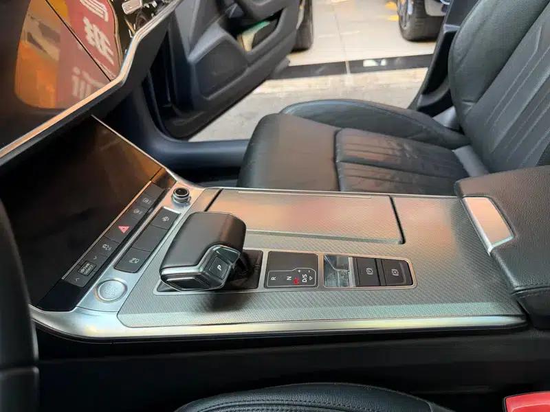 Audi A6L 2019 40 TFSI Luxury Elegance — миниатюра 7