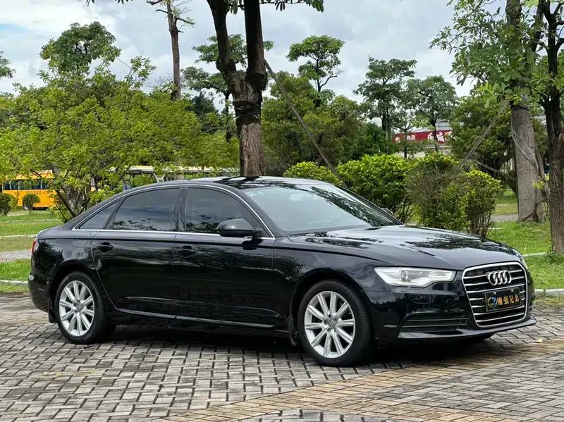Audi A6L 2012 TFSI Standard Edition — миниатюра 3