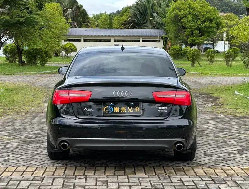 Audi A6L 2012 TFSI Standard Edition — миниатюра 5