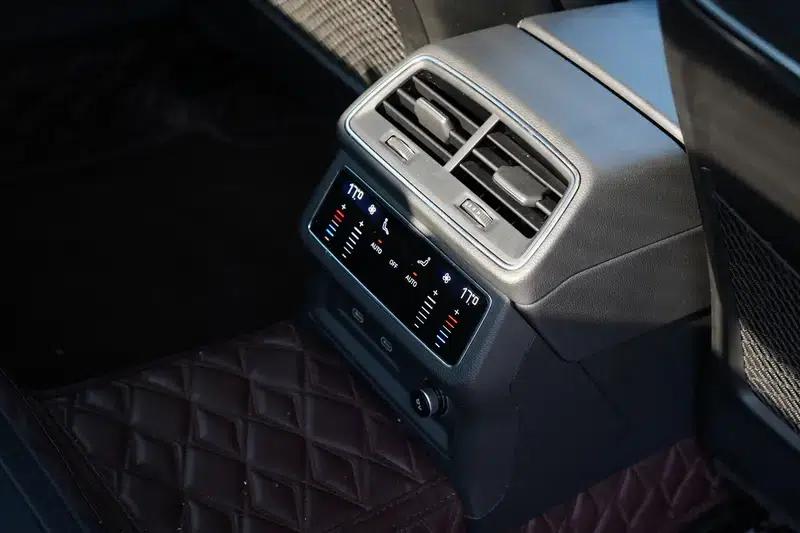 Audi A6L 2023 Facelift 45 TFSI Dynamic Edition — миниатюра 12