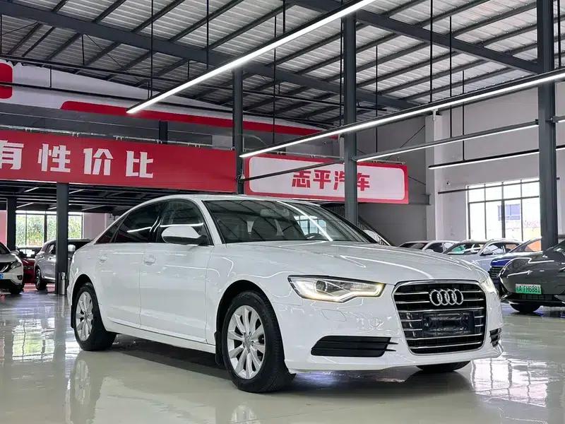 Audi A6L 2014 TFSI Standard Edition — миниатюра 3